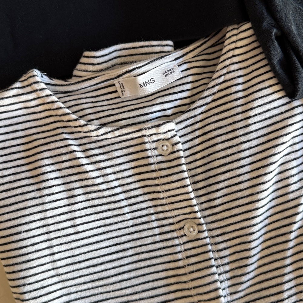 Bundle of 11 tops - Picture 3 of 7